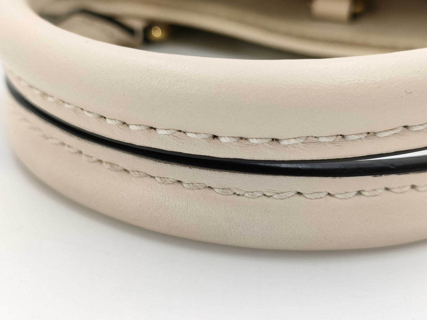 LOUIS VUITTON M46569 Empreinte Giant On the Go PM Crème with Shoulder Strap, RFID Verified Handbag