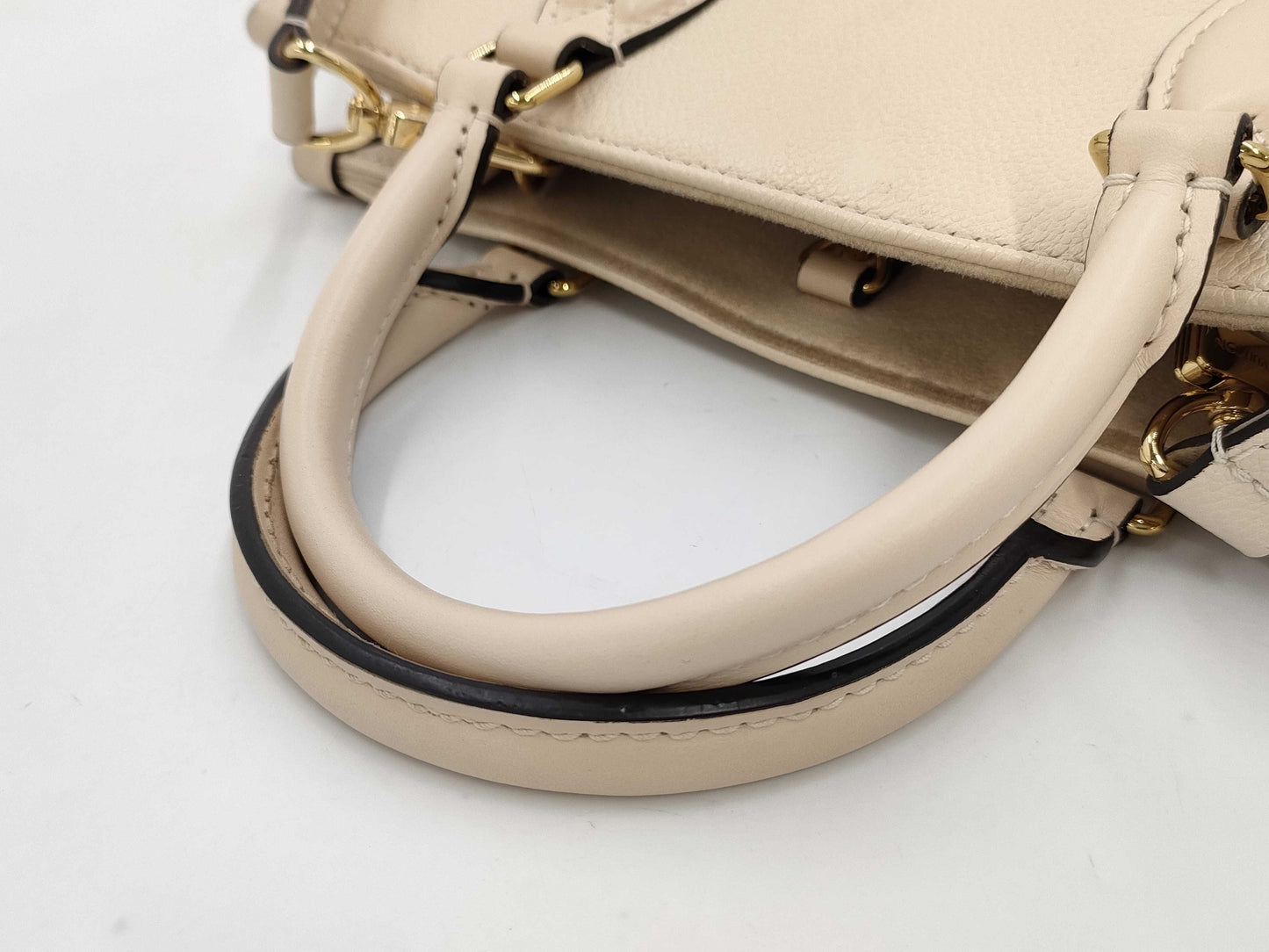 LOUIS VUITTON M46569 Empreinte Giant On the Go PM Crème with Shoulder Strap, RFID Verified Handbag