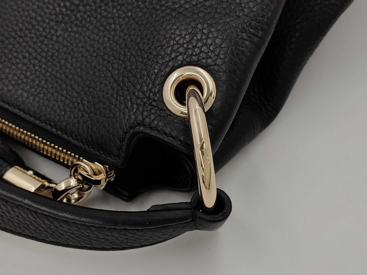 GUCCI 536194 Leather Soho Shoulder Bag in Black with GD Hardware