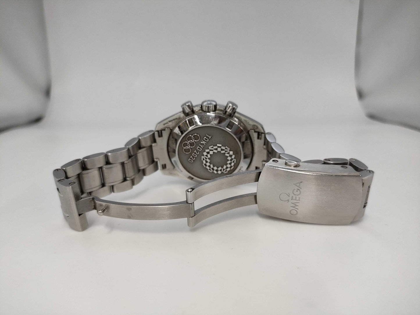 OMEGA Speedmaster 522.30.42.30.06.001 78839176 Manual Winding Silver Dial Tokyo 2020 Limited Edition Men's Watch