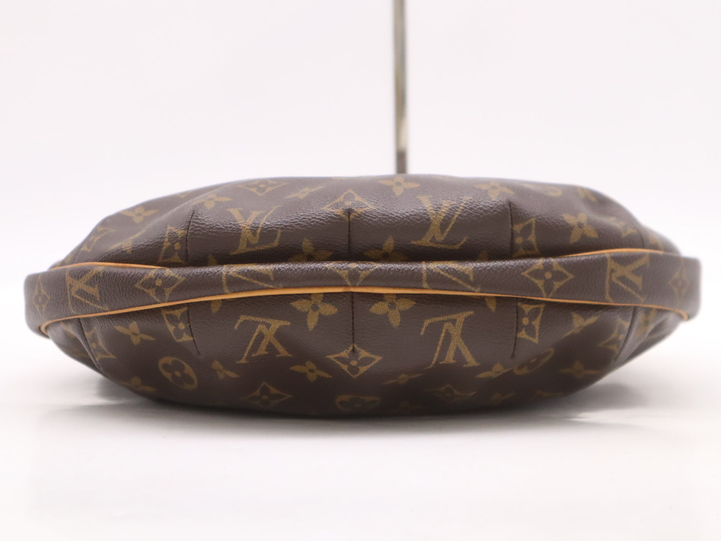 LOUIS VUITTON M51512 Monogram Croissant MM Shoulder Bag