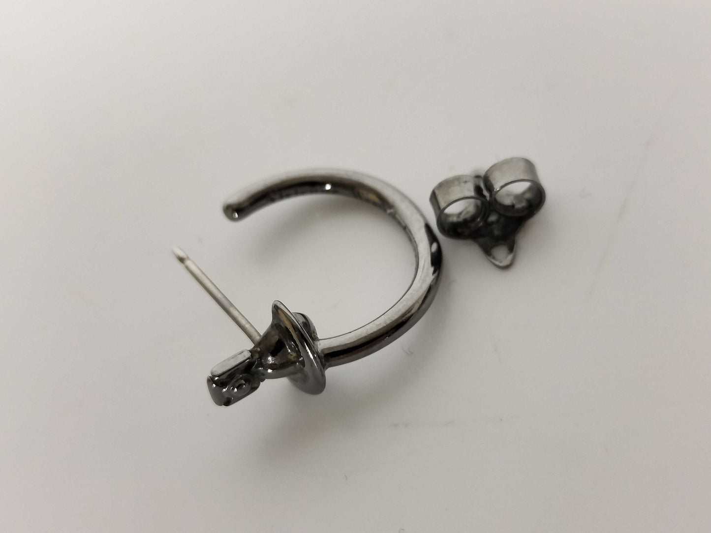 Vivienne Westwood Vivienne Westwood Orb Earrings