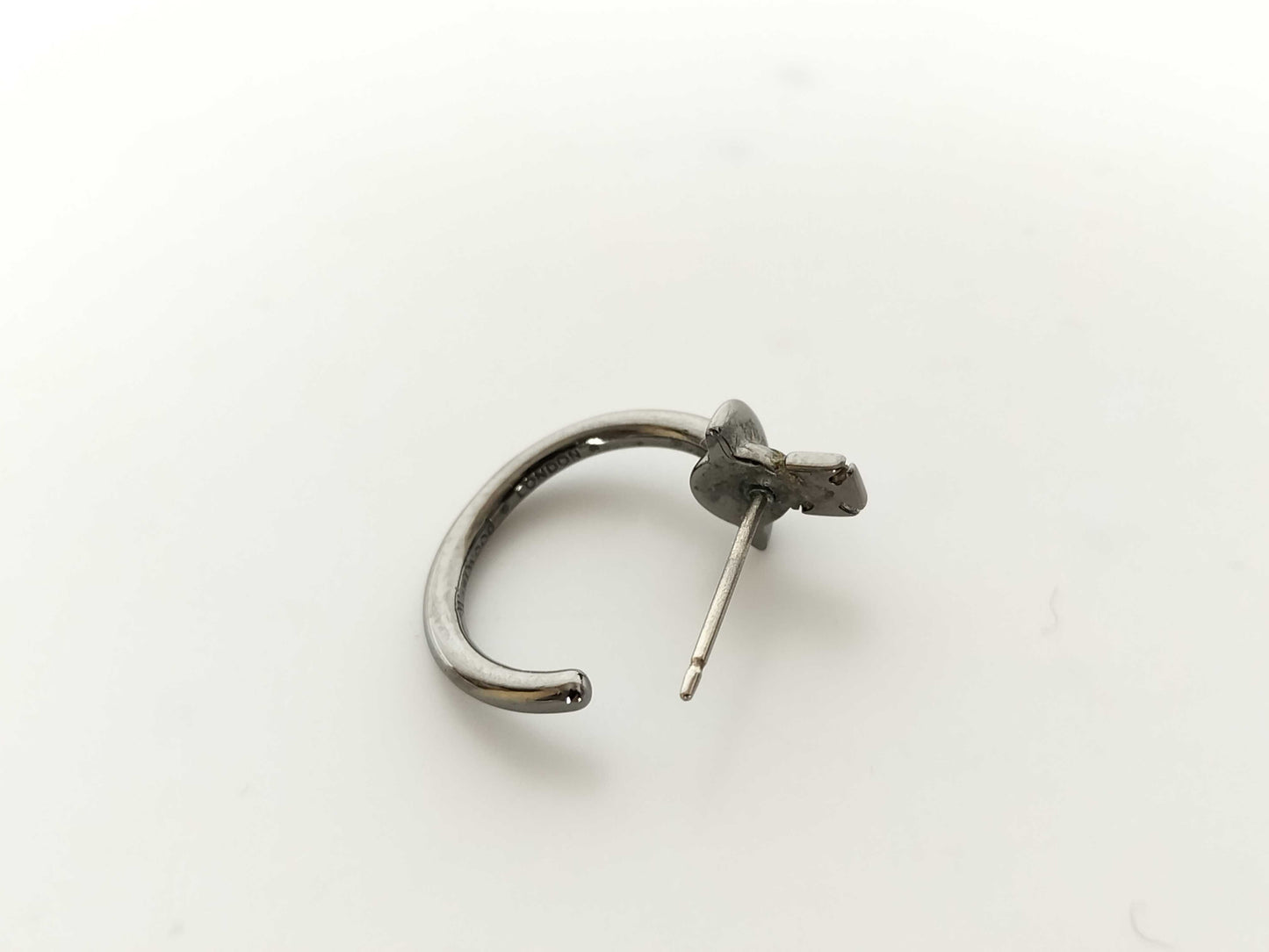 Vivienne Westwood Vivienne Westwood Orb Earrings