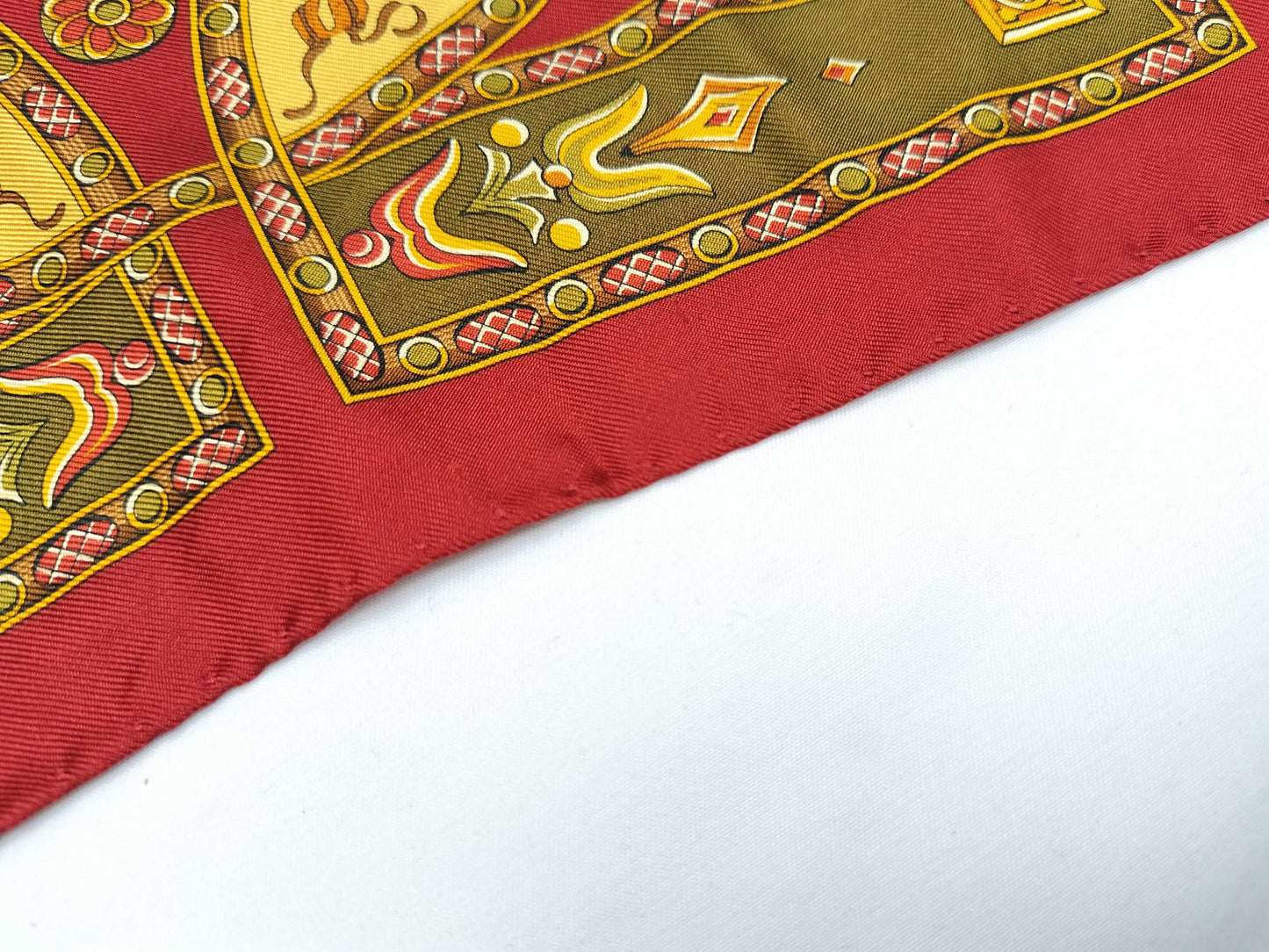 Salvatore Ferragamo Salvatore Ferragamo Ferragamo Silk Scarf Bordeaux Scarf