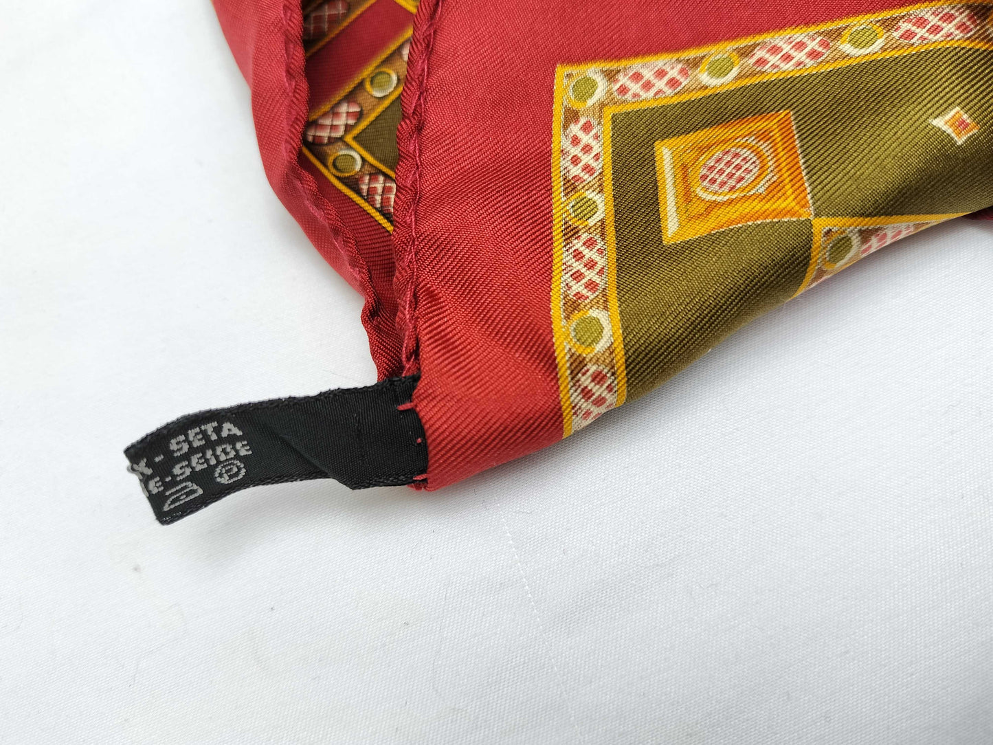 Salvatore Ferragamo Salvatore Ferragamo Ferragamo Silk Scarf Bordeaux Scarf