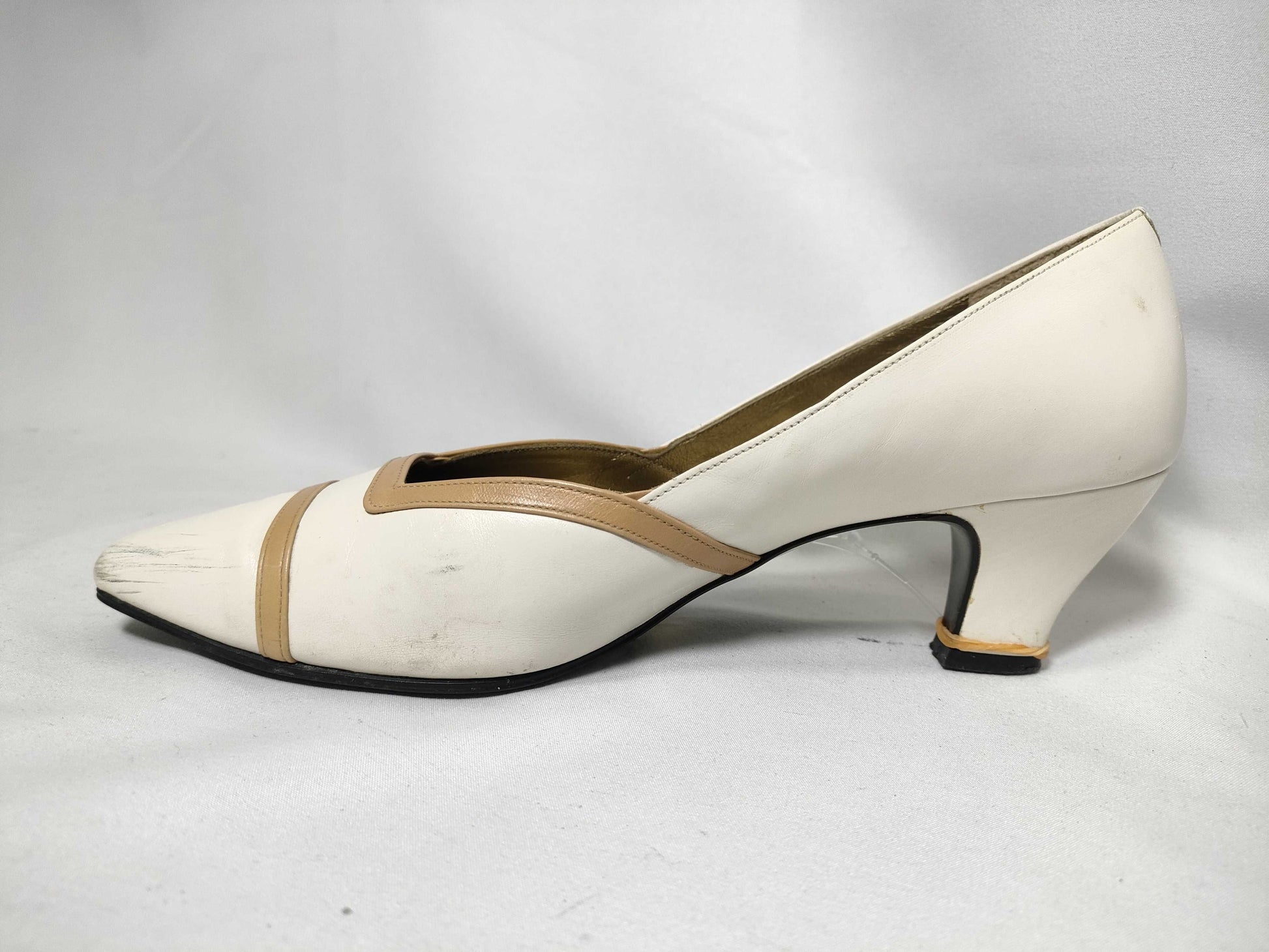 Yves Saint Laurent 3-piece pump set