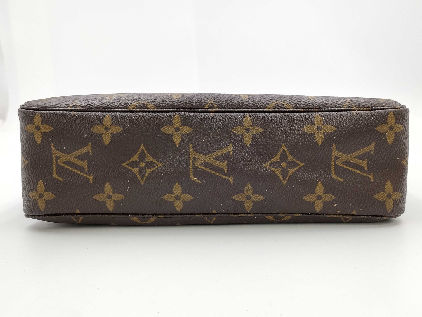 LOUIS VUITTON LOUIS VUITTON Monogram True Towelette Second Bag