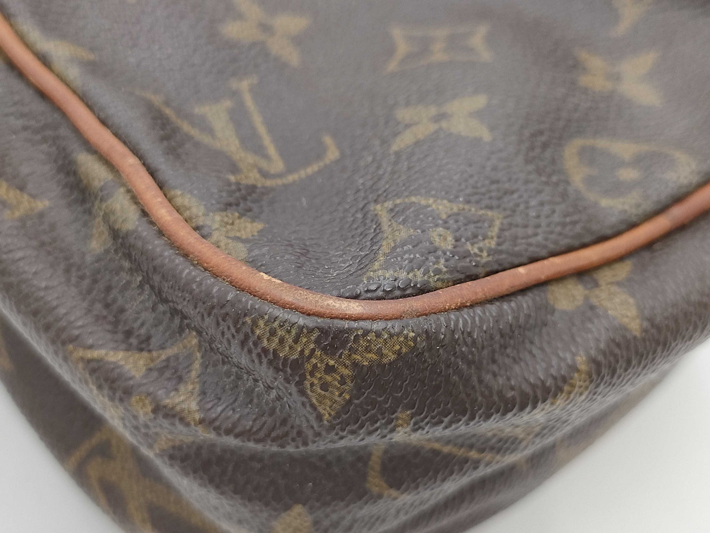 LOUIS VUITTON LOUIS VUITTON Monogram Mini Amazon Shoulder Bag