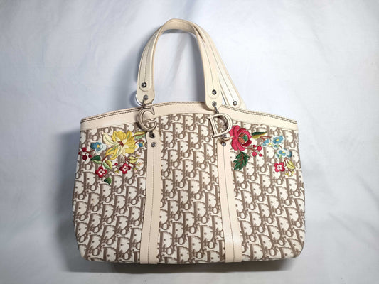 Dior Trotter Floral Embroidered Tote Bag, Beige