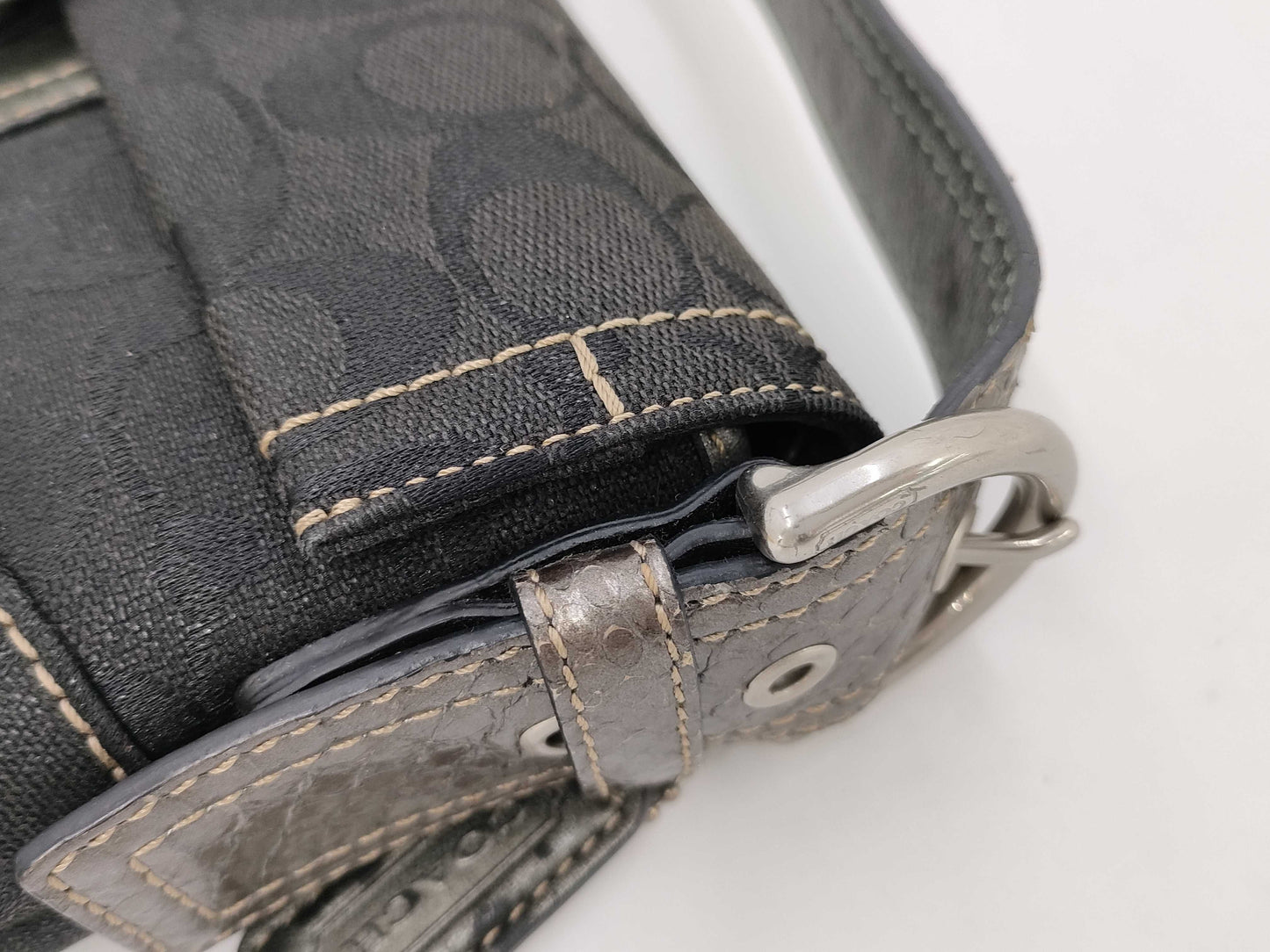 COACH Signature One-Shoulder Black Handbag