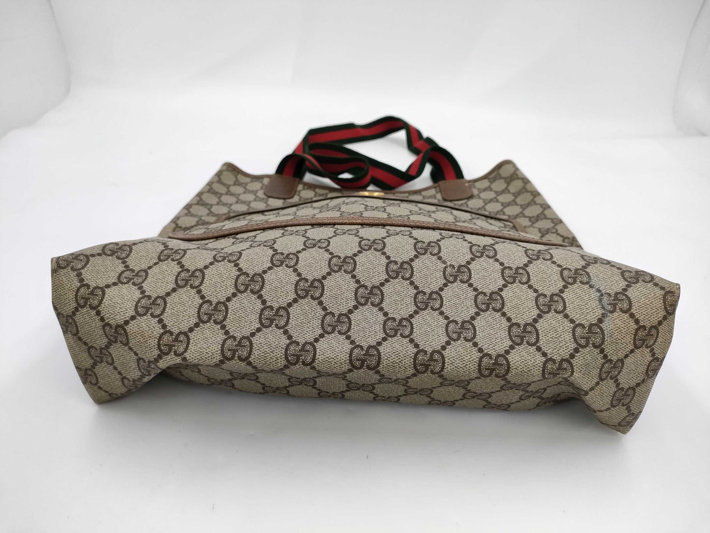 GUCCI GG Supreme Sherry Tote Bag