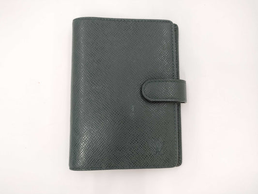 LOUIS VUITTON Taiga Agenda Planner Cover