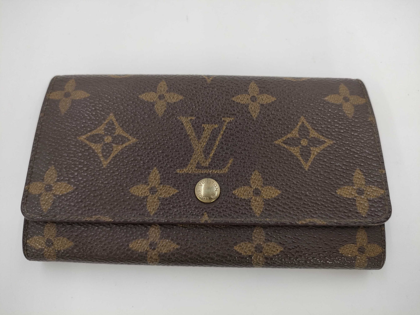 LOUIS VUITTON Monogram Bifold Wallet