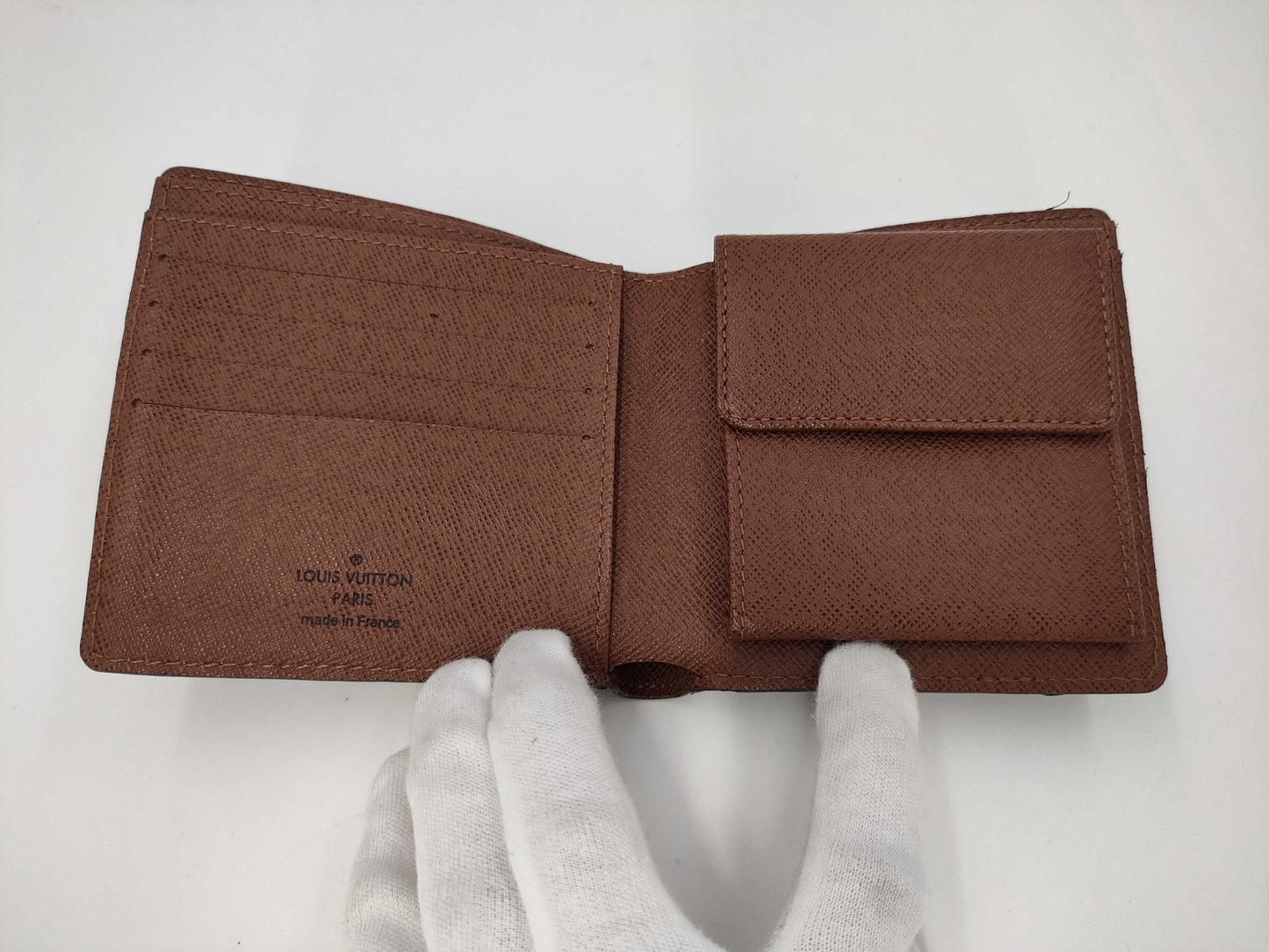 LOUIS VUITTON Monogram Bifold Wallet
