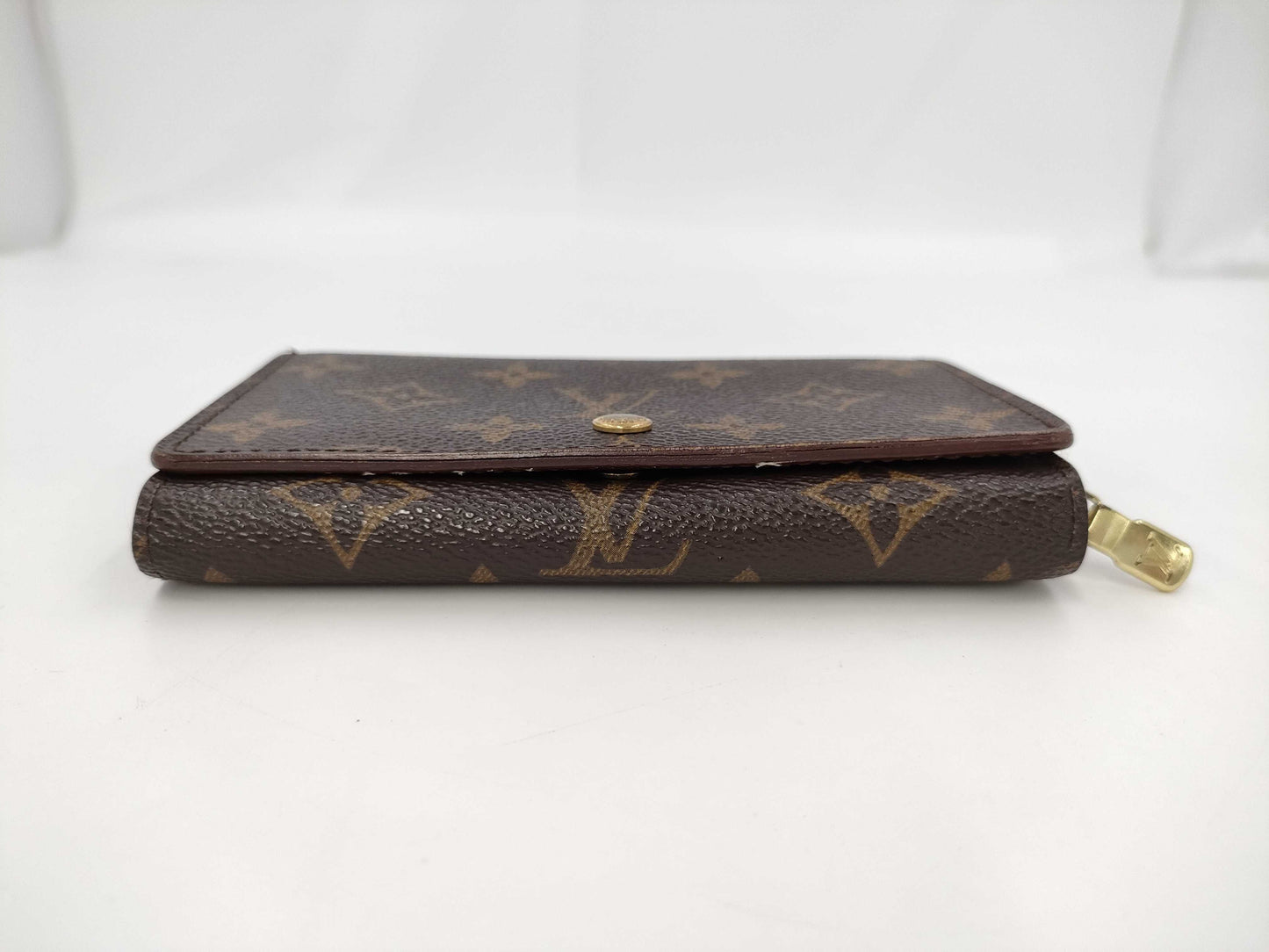 LOUIS VUITTON Monogram Bifold Wallet