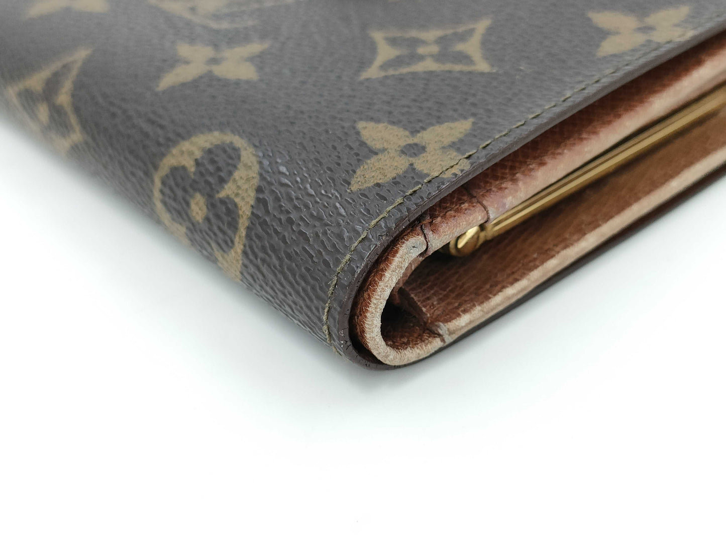 LOUIS VUITTON Monogram Clasp Wallet