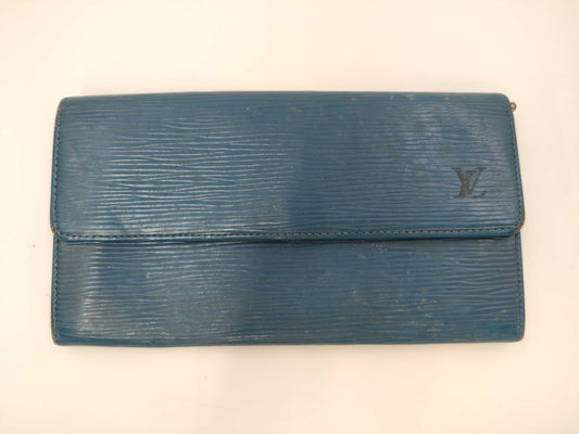 LOUIS VUITTON Epi Leather Wallet in Blue with Pull