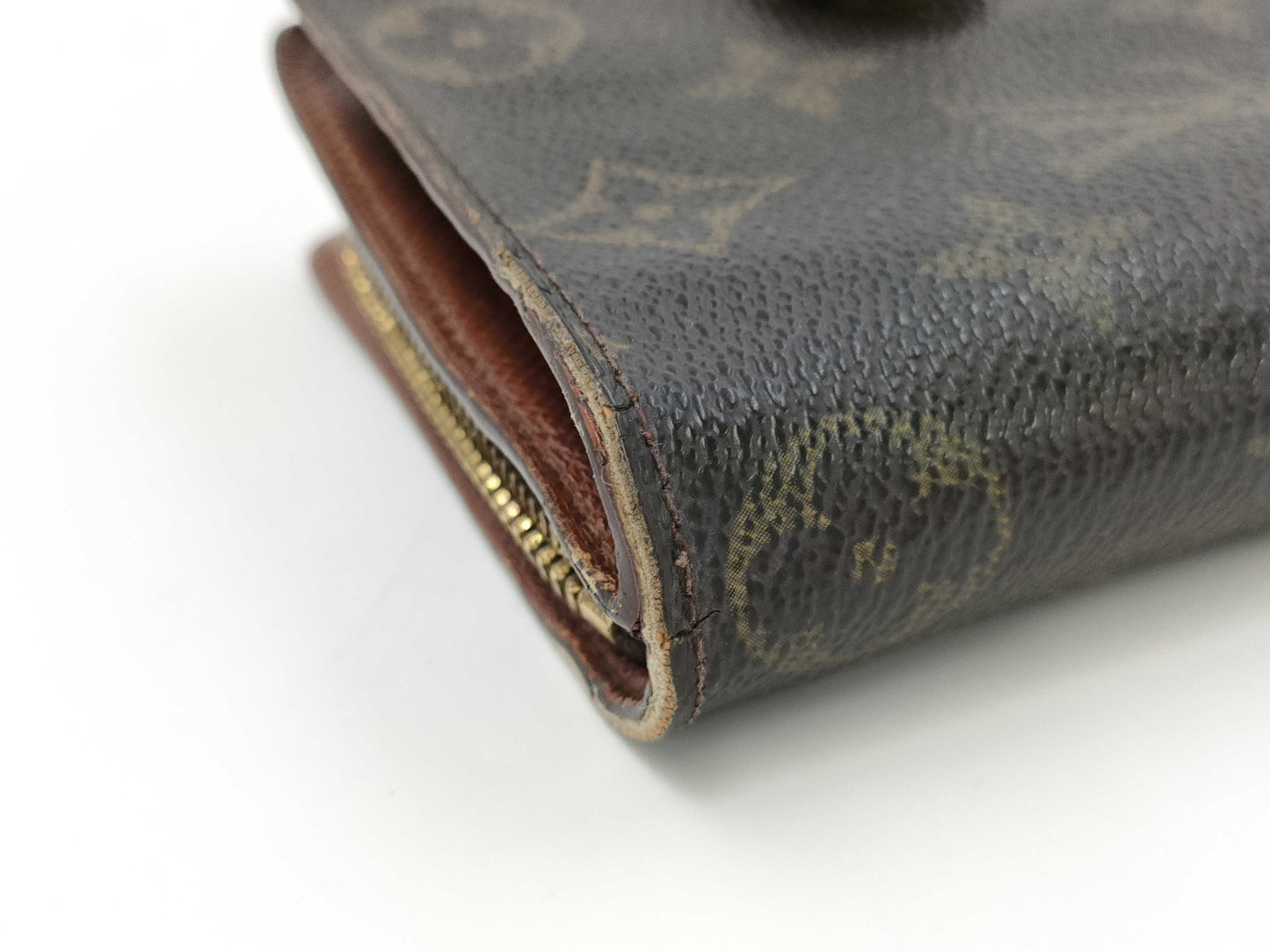 LOUIS VUITTON Monogram Compact Zip Wallet