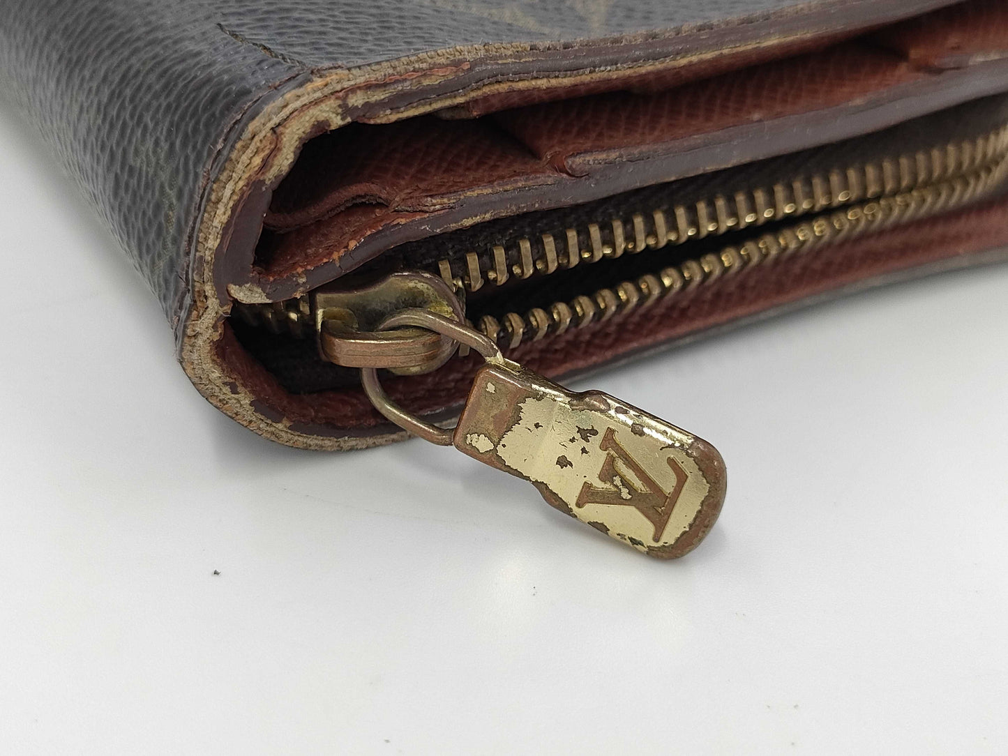 LOUIS VUITTON Monogram Compact Zip Wallet