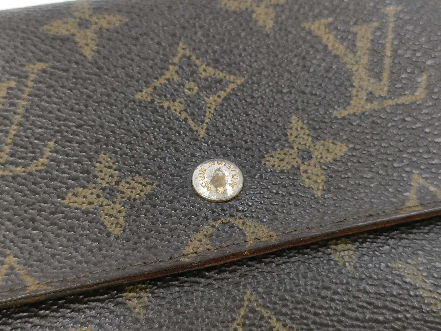 LOUIS VUITTON Monogram Long Wallet with Pull