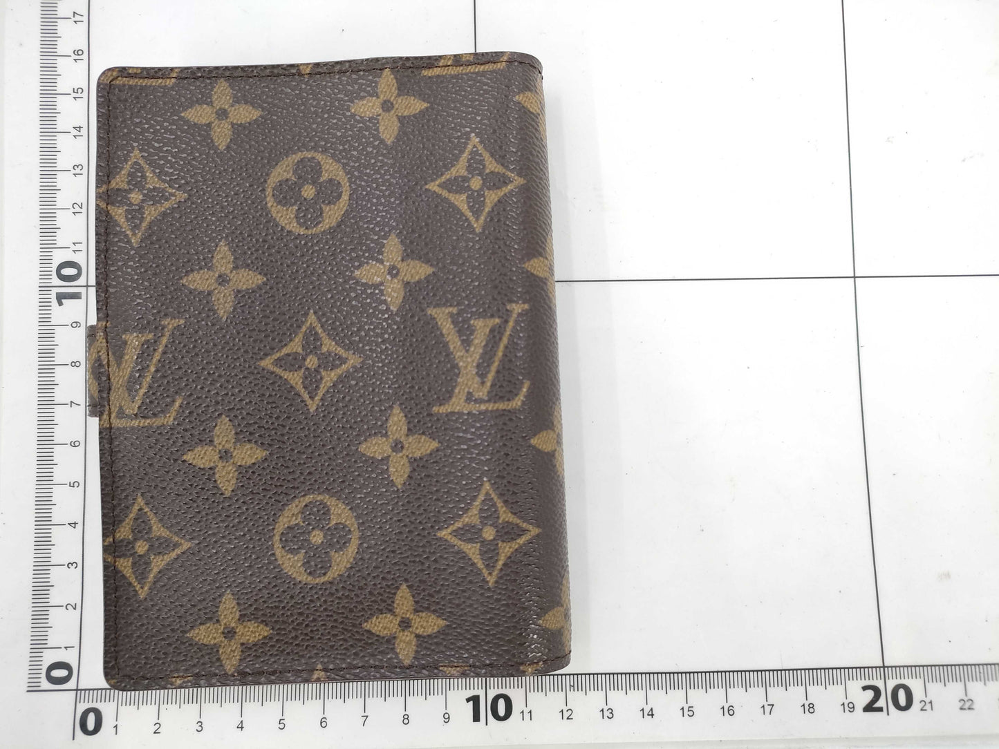 LOUIS VUITTON Monogram Agenda Notebook Cover