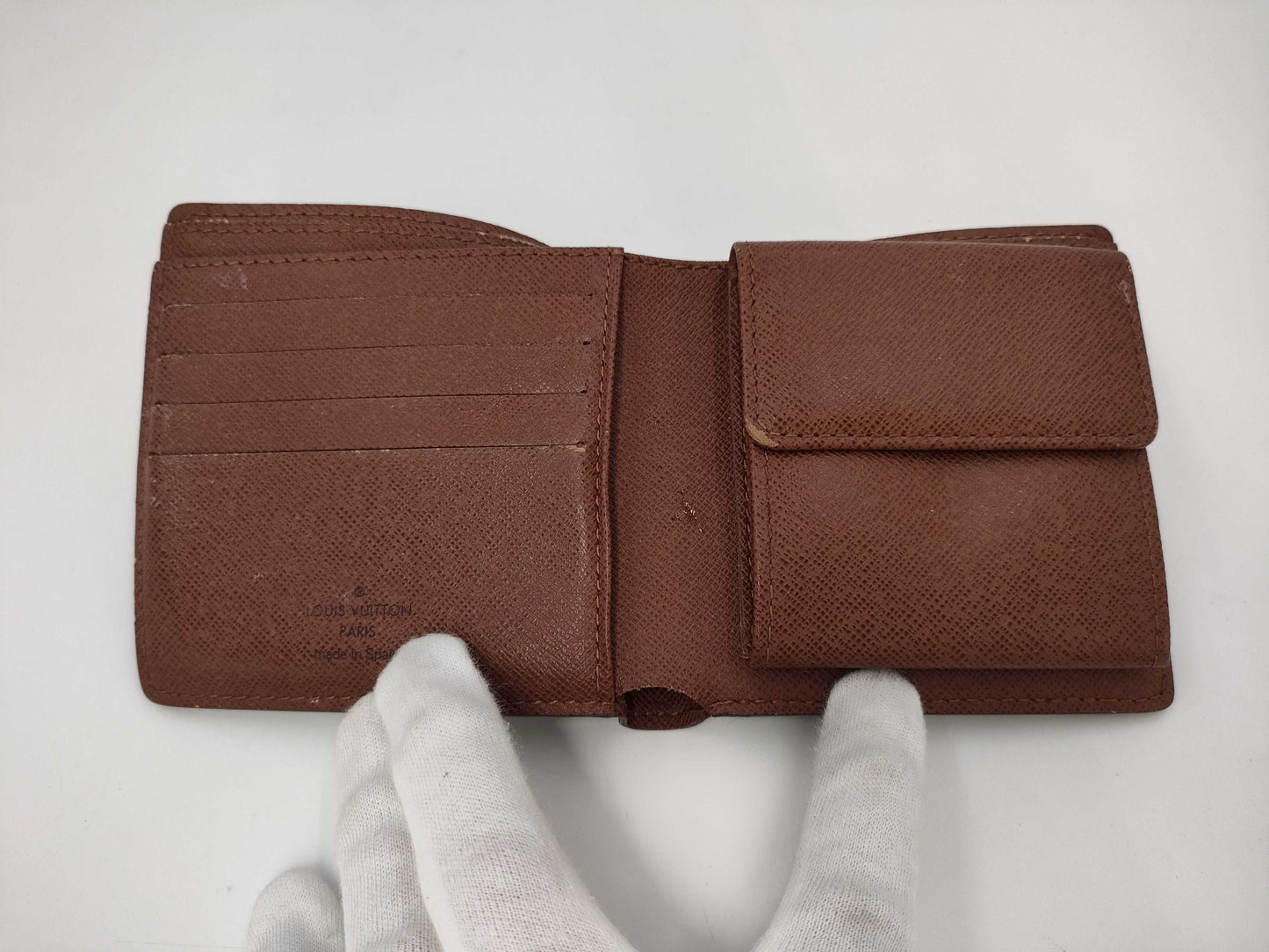 LOUIS VUITTON Monogram Bifold Wallet
