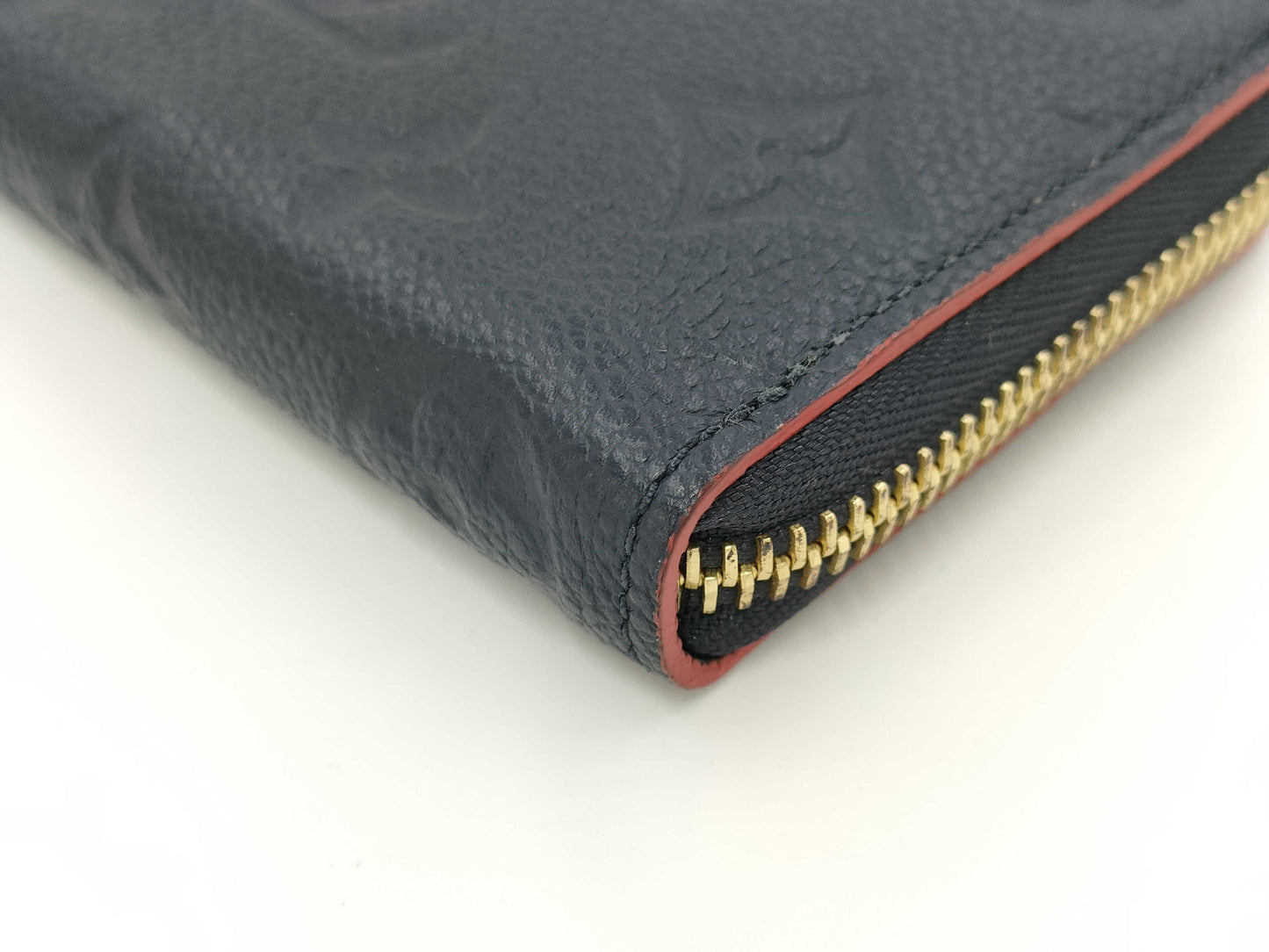 LOUIS VUITTON Monogram Empreinte Zippy Wallet