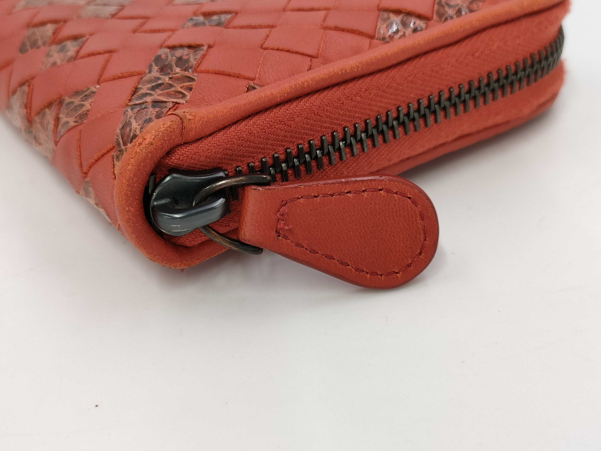 BOTTEGA VENETA Bottega Veneta Intrecciato Zippy Wallet