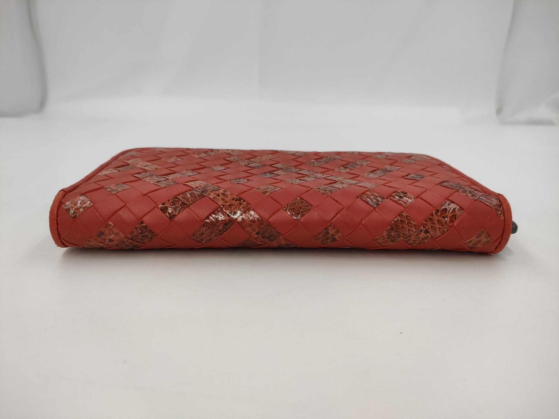 BOTTEGA VENETA Bottega Veneta Intrecciato Zippy Wallet