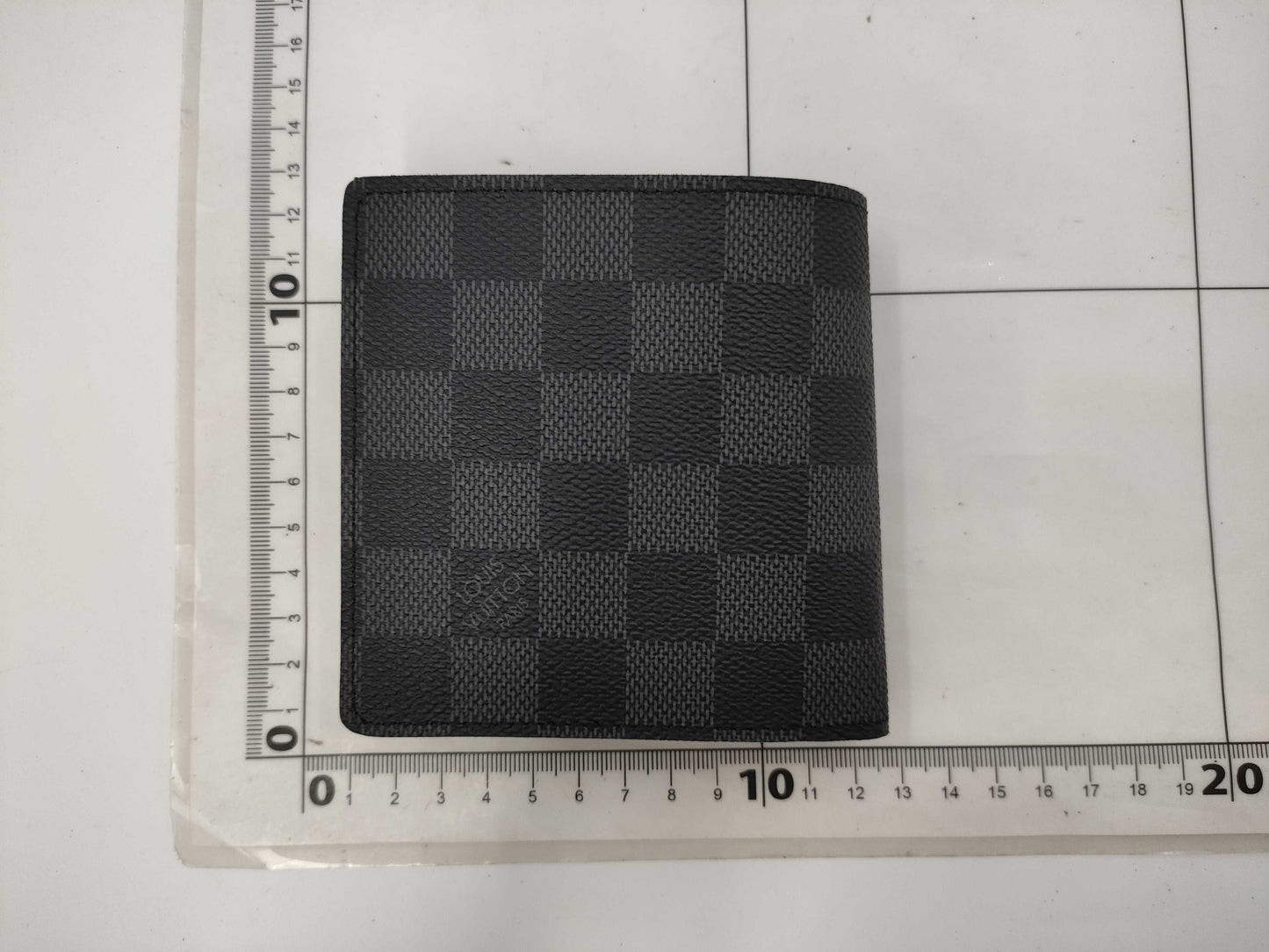 LOUIS VUITTON Damier Graphite Folding Wallet