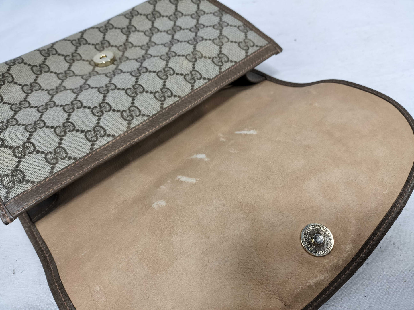 GUCCI GG Supreme Clutch Bag, GG Supreme Sherry Line Interlocking Accents, Brown/Beige, 89.01.030