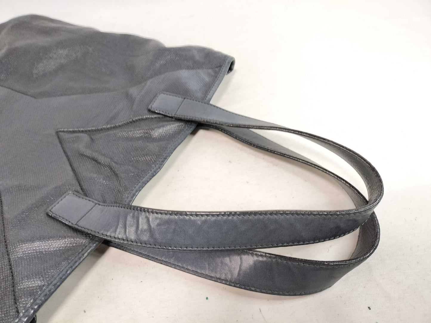 Yves Saint Laurent Yves Saint Laurent YVES SAINT LAURENT Y-Stitch Vertical Tote Canvas Leather Black Tote Bag