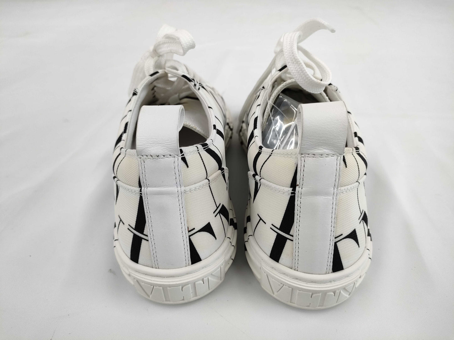 VALENTINO VLTN 42 Sneakers