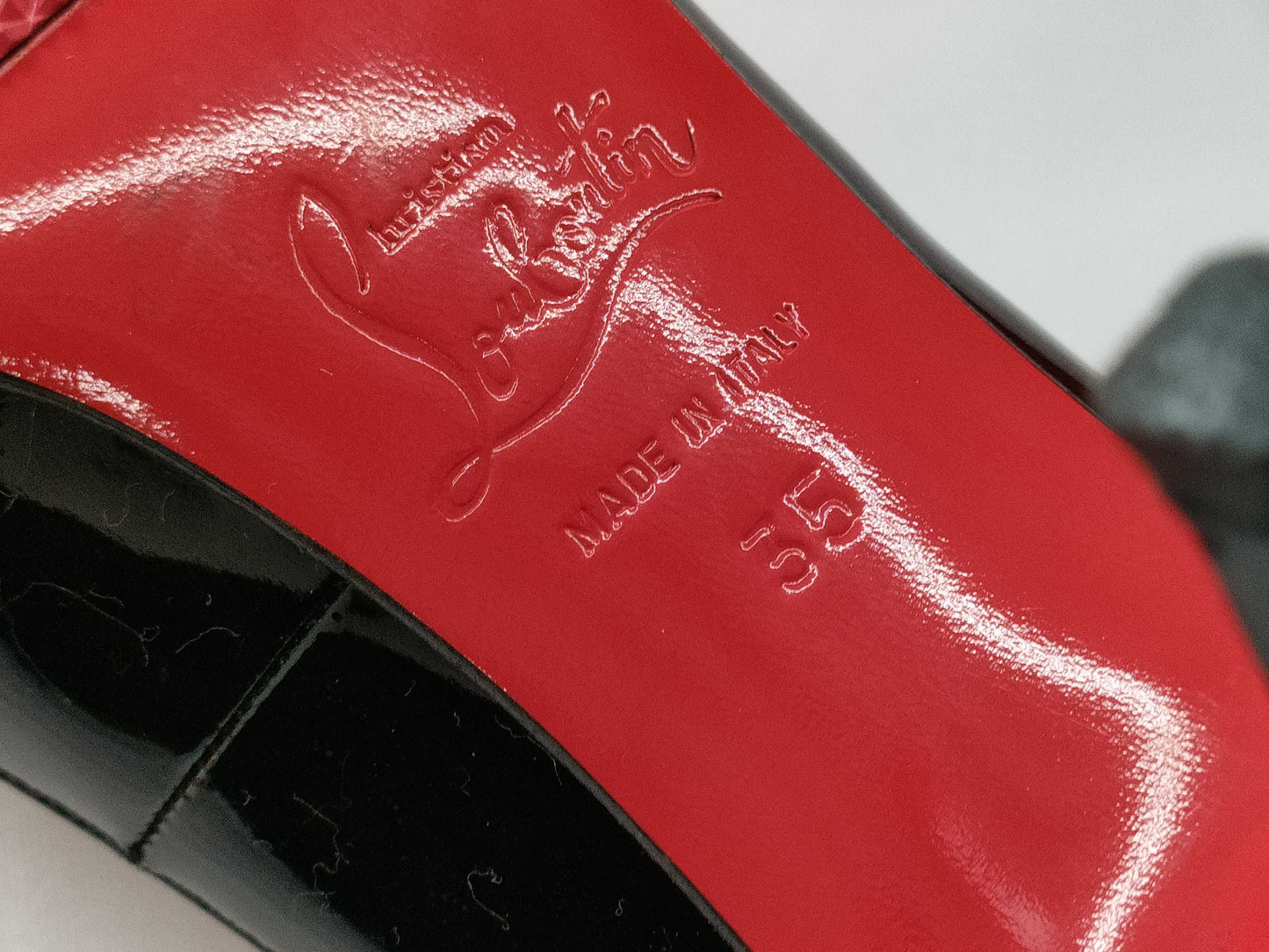 Christian Louboutin Christian Louboutin Enamel Pumps Size 35