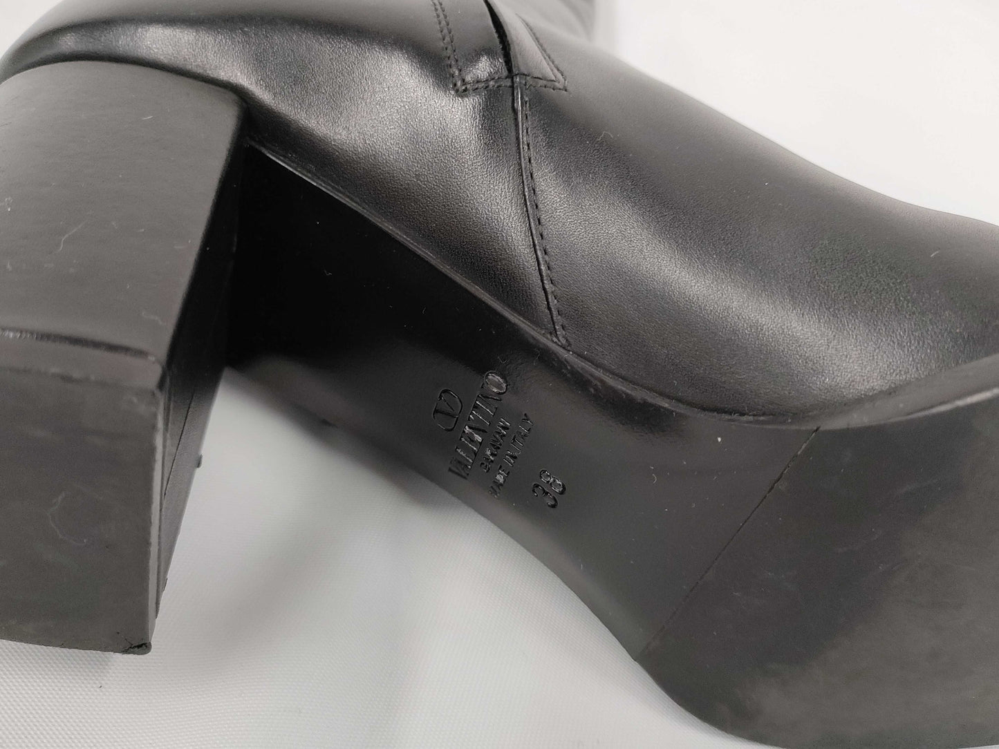 VALENTINO V logo long boots size 38 Other shoes
