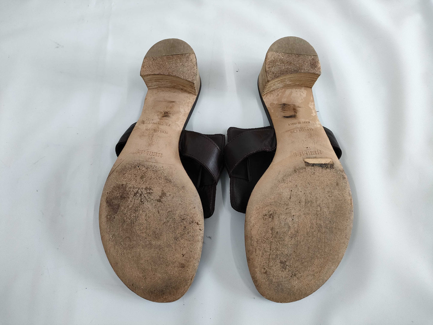 HERMES Horn Belt 36 Thong Sandals