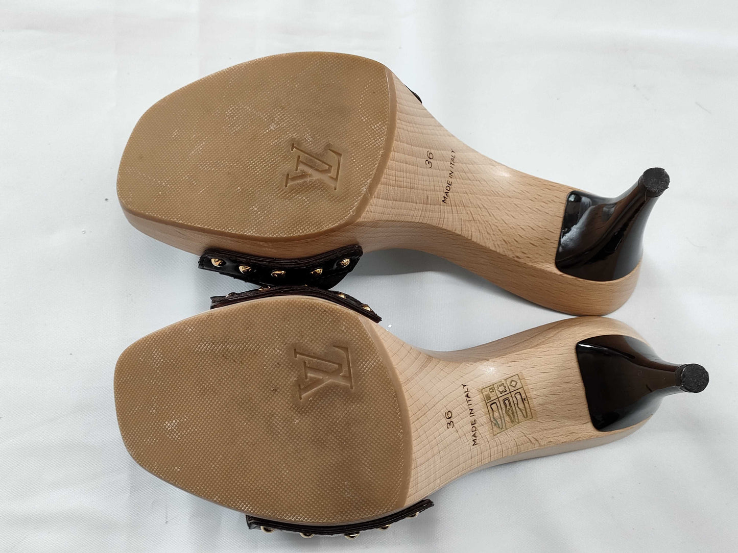 LOUIS VUITTON LOUIS VUITTON Louis Vuitton Monogram Ribbon Sandals Size 36 Mules