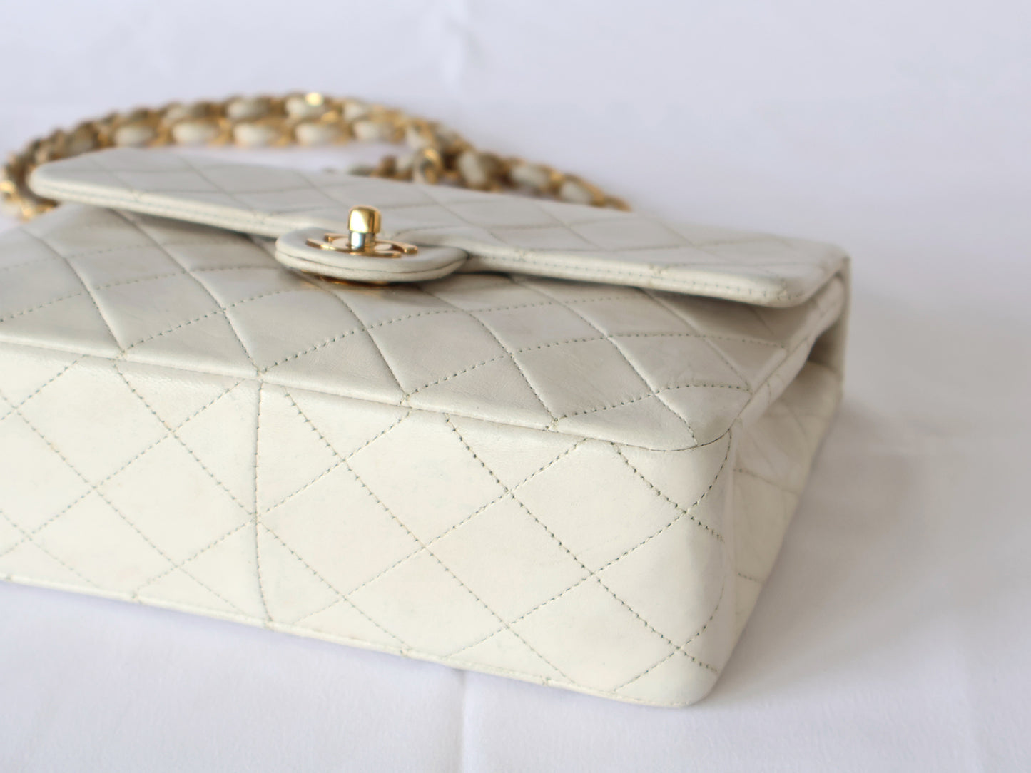 CHANEL Mini Matelasse Lambskin Chain Shoulder Bag, White, with Seal, No. 1