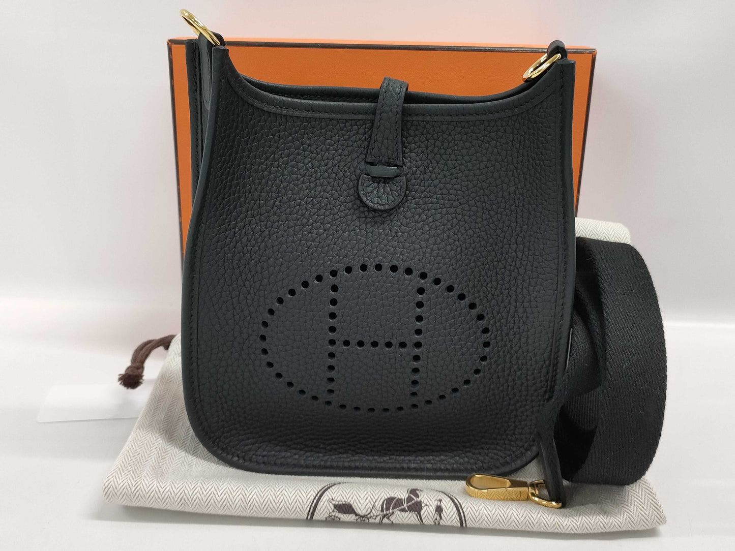 HERMES Evelyn TPM Black Taurillon Clemence Leather Shoulder Bag with Gold Hardware and Double Stamp
