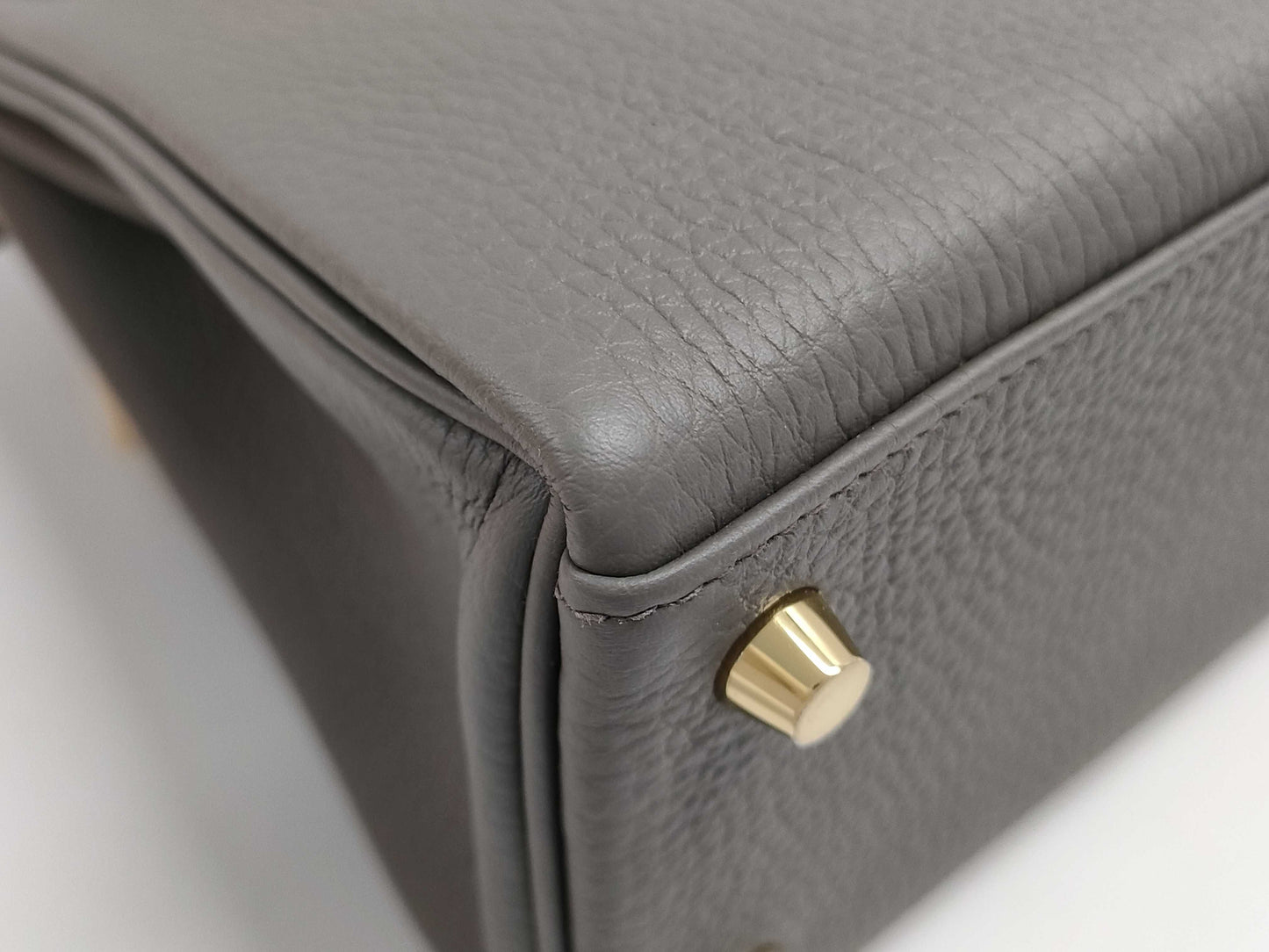 HERMES Kelly 25 Etain Togo Gold Hardware K Stamped Handbag