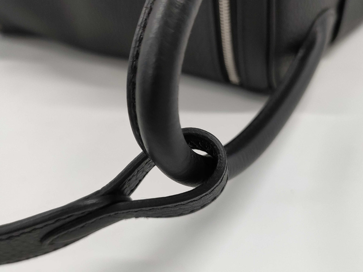HERMES Lindy 26 Black Taurillon Clemence Leather Handbag with Silver Hardware and Double Stamp