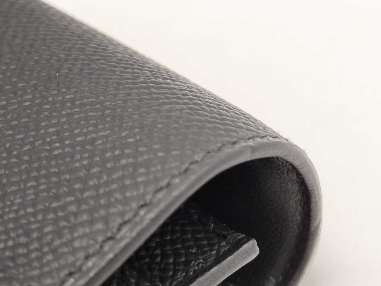 HERMES Constance To Go Black Epson Gold Hardware W Stamp Wallet