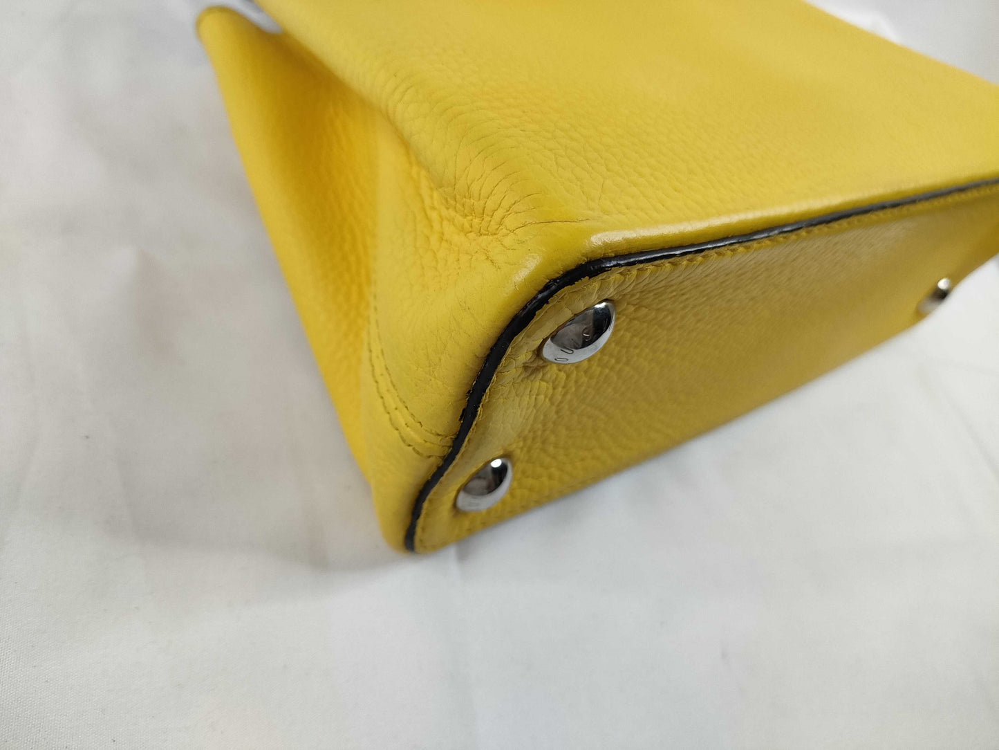 LOUIS VUITTON Taurillon Capucines BB 2-way Yellow M59434 AH4174 Handbag