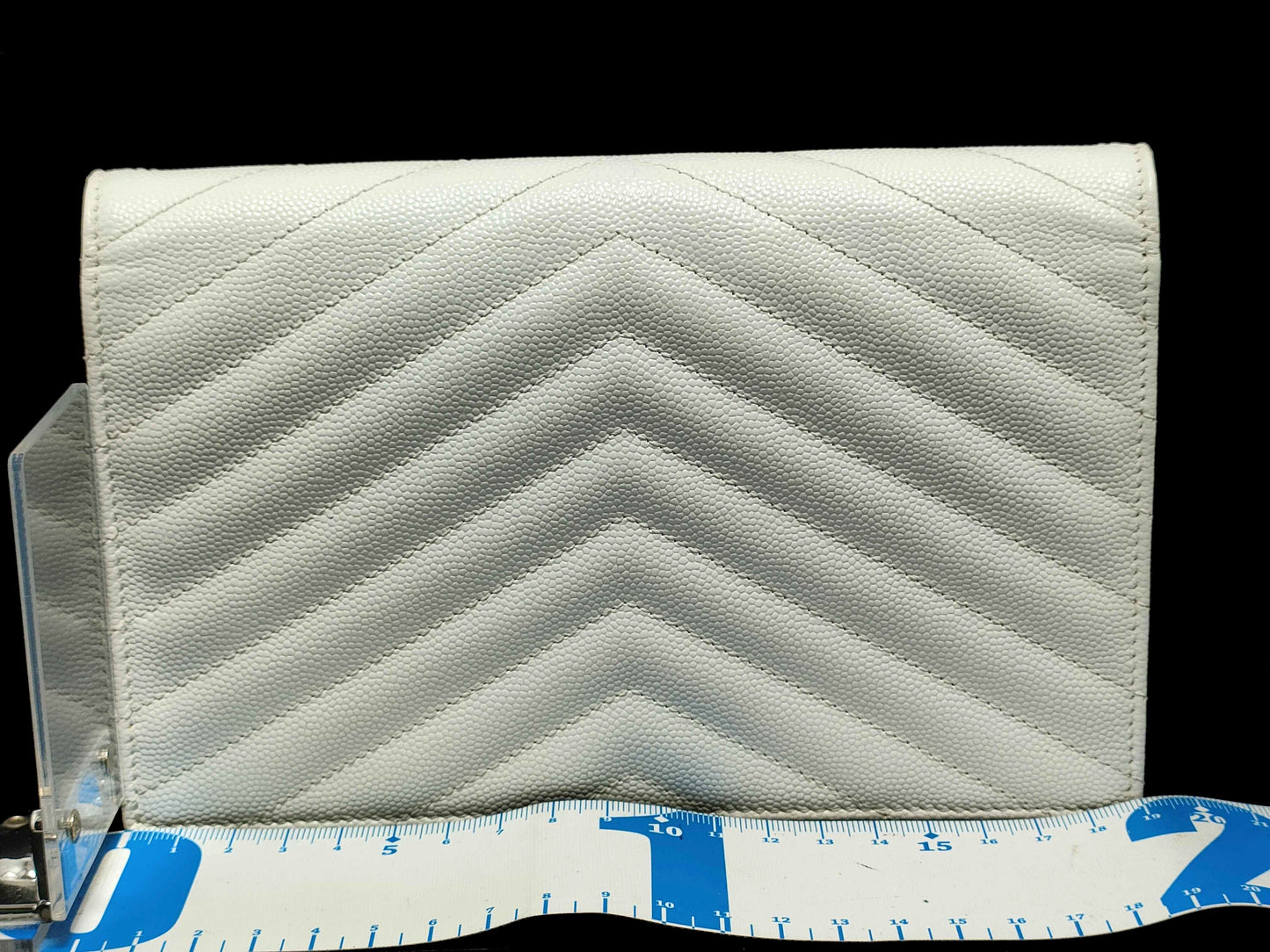 Yves Saint Laurent Saint Laurent Paris Cassandra Classic Chain Wallet in White Leather, 393953 Shoulder Bag