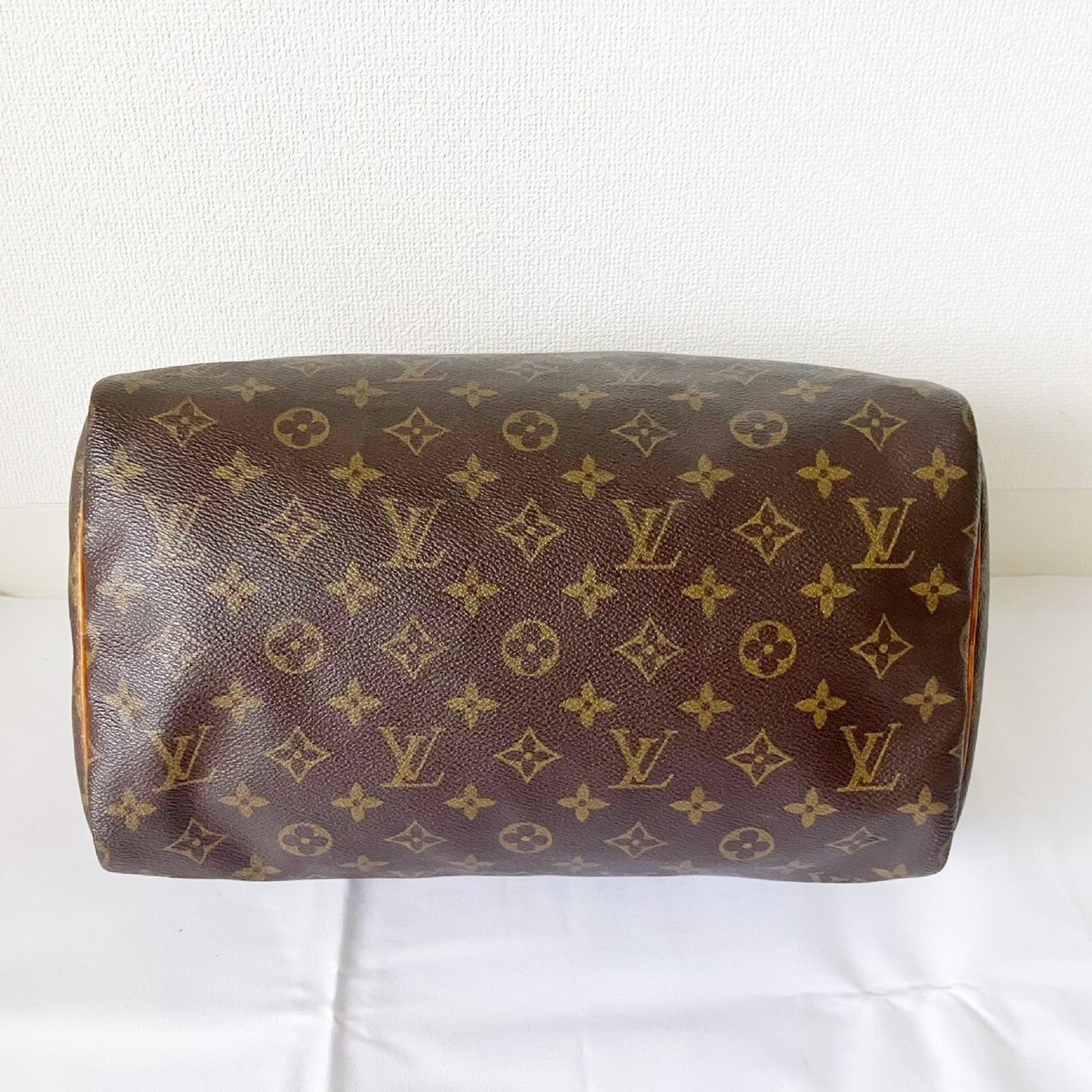 LOUIS VUITTON LOUIS VUITTON Monogram Speedy 30 Handbag