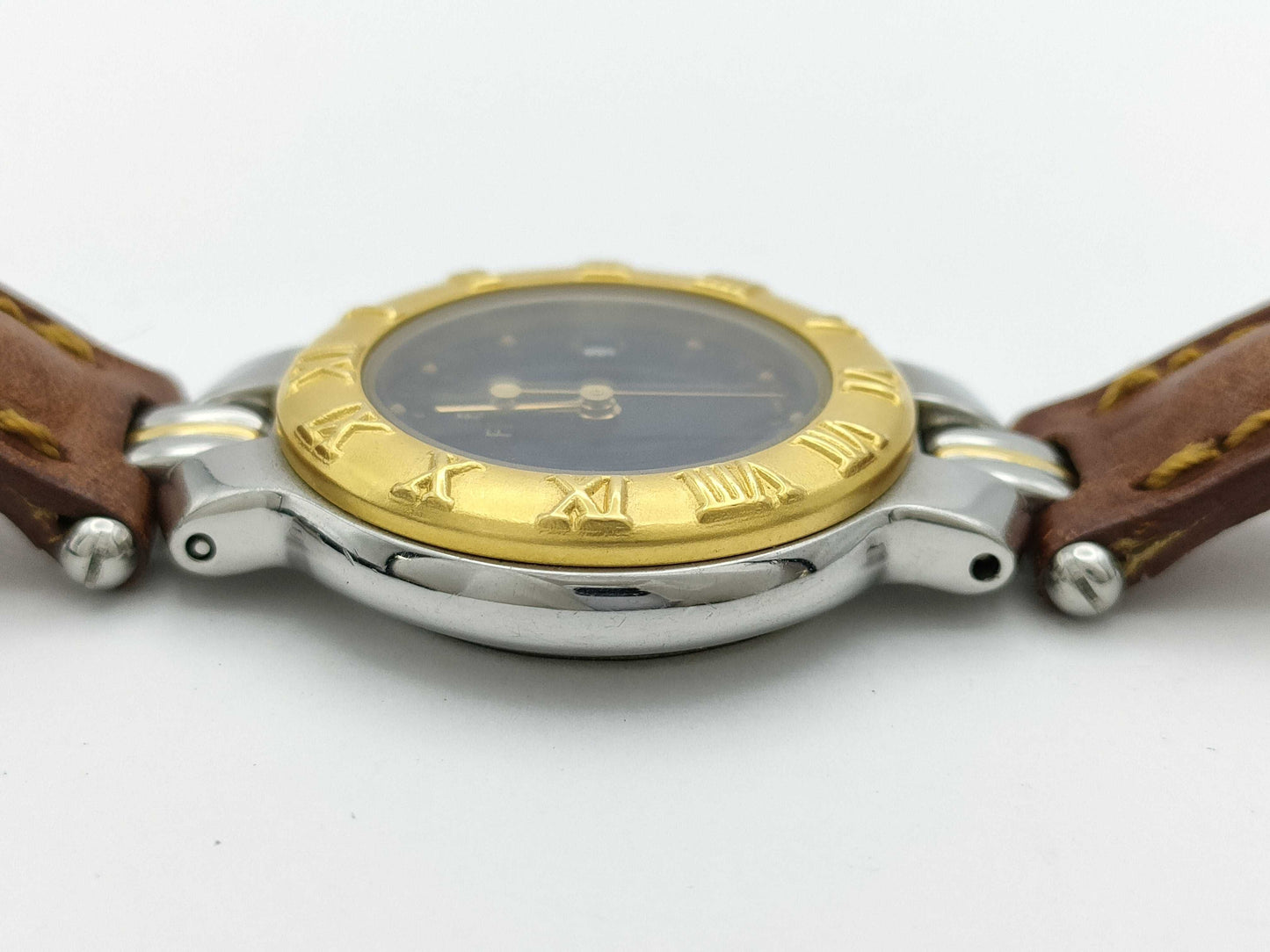 FENDI 900L 029-367 Navy Dial Quartz Movement Women's Watch
