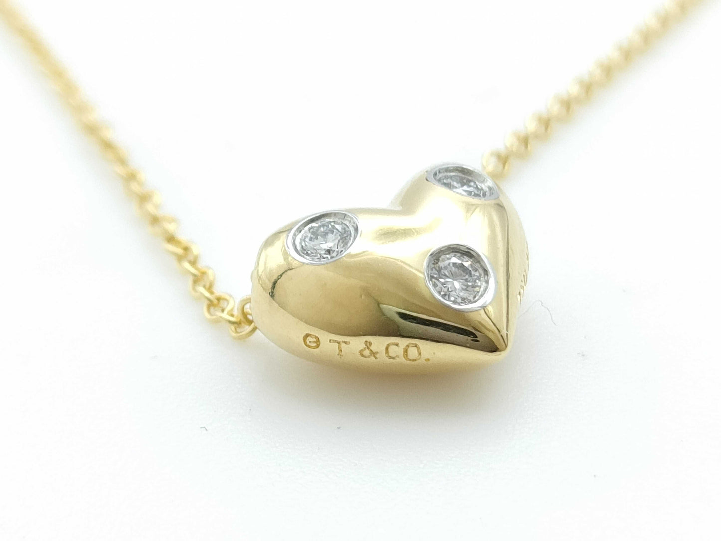 Tiffany & Co. Pinched Heart 3PD Yellow Gold 750 3.6g Necklace