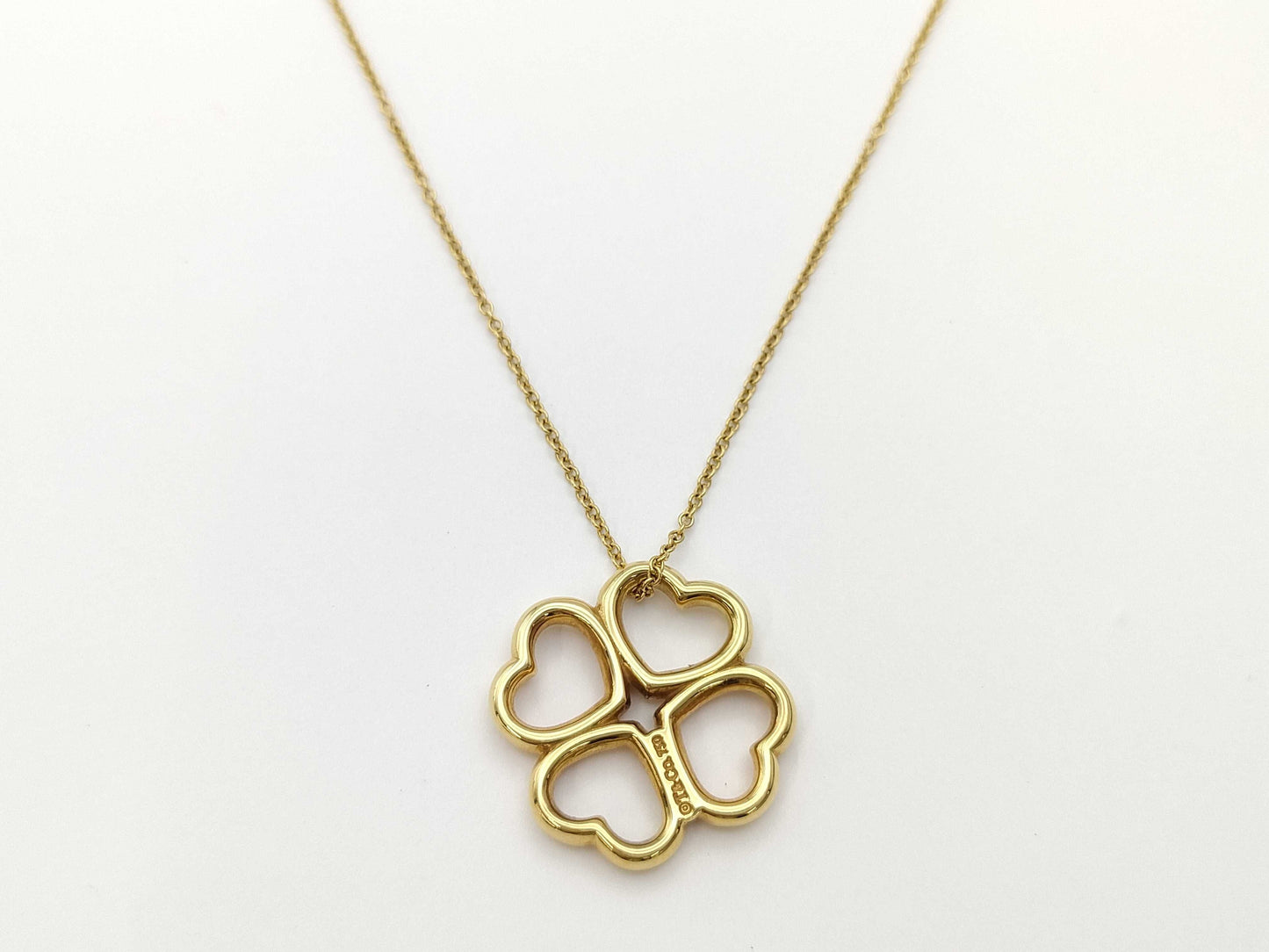 Tiffany & Co. Heart Clover Necklace in Yellow Gold 750, 6.6g