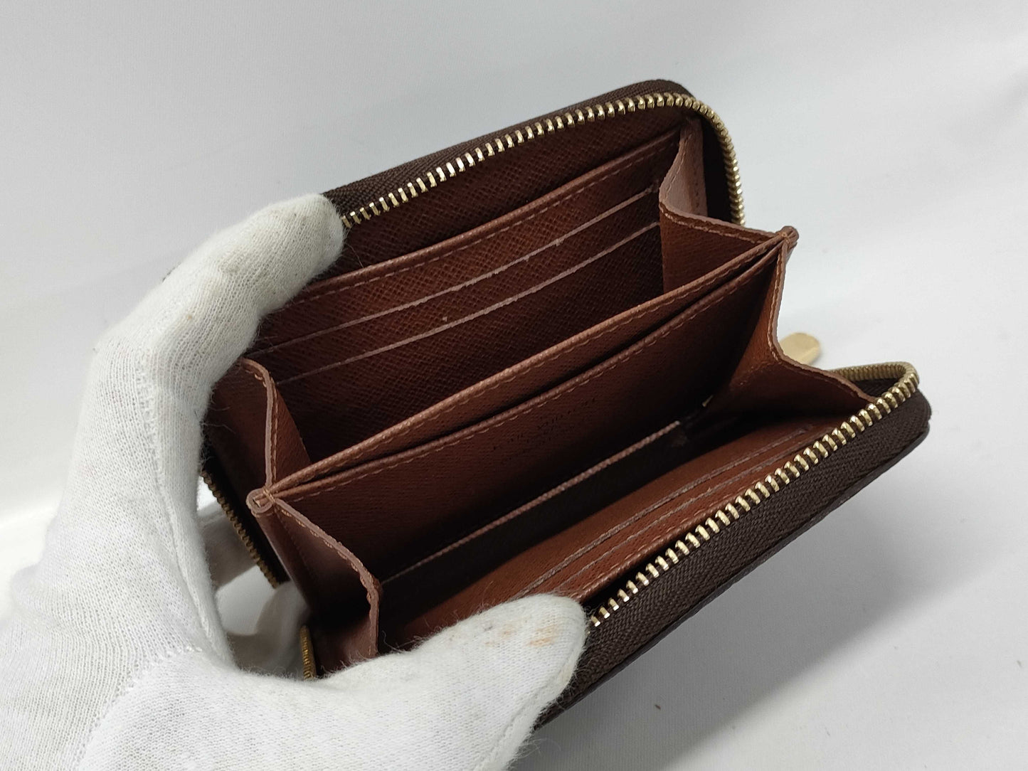 LOUIS VUITTON Louis Vuitton Zippy Coin Purse
