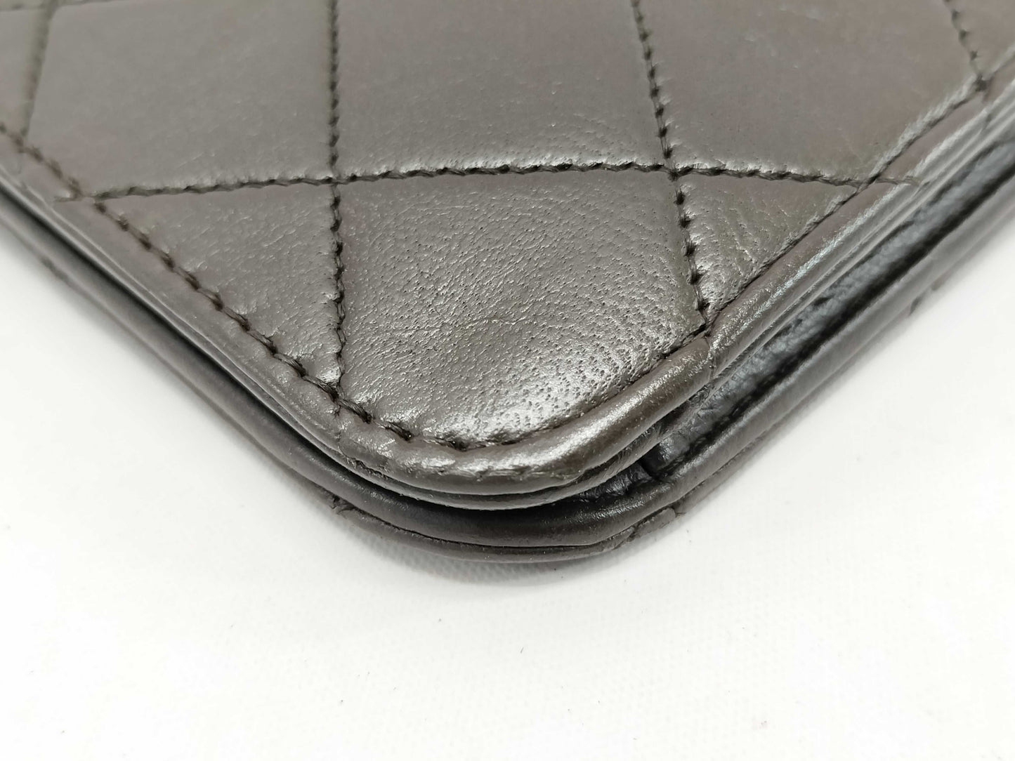 CHANEL Matelasse Shoulder Bag